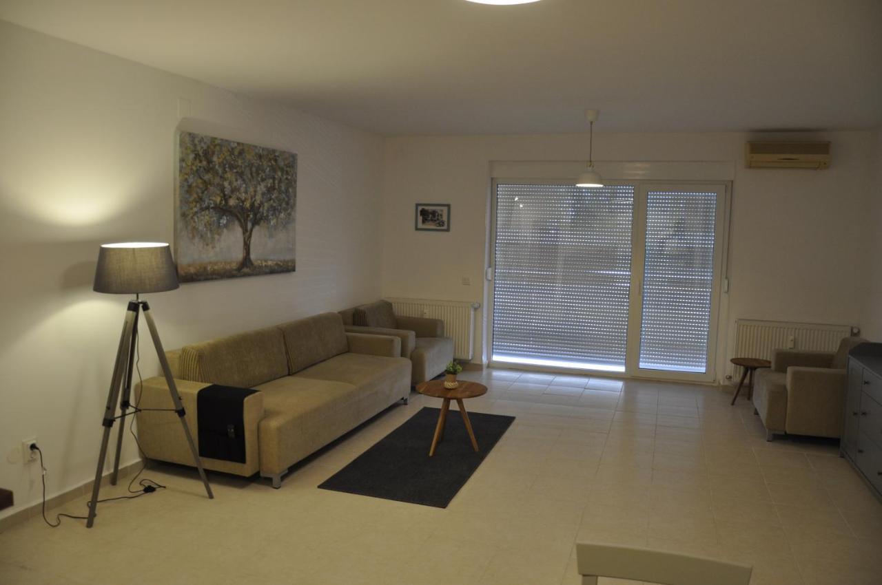 Coral Onix Apartment Neptun Exterior photo